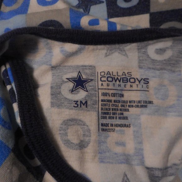 Dallas Cowboys onsie - Picture 3 of 4